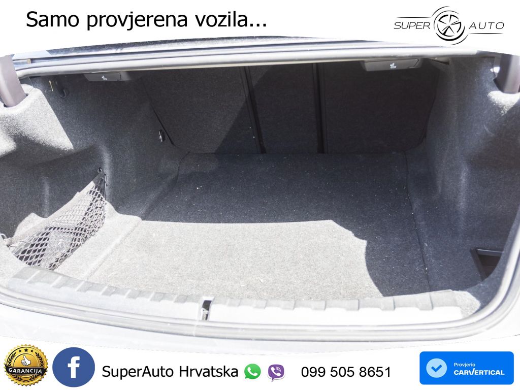 BMW 330i (245 KS) xDrive Steptronic LED+GR SJED+ACC