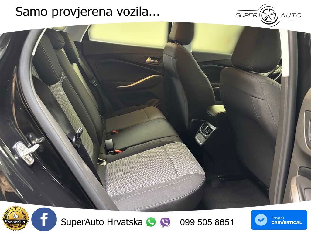 Opel Grandland 1.2i Turbo (130 KS) Automatic LED+ACC