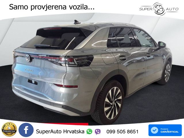Volkswagen T-Roc 1.5 eTSI (150 KS)  DSG LED+GR SJED+ACC