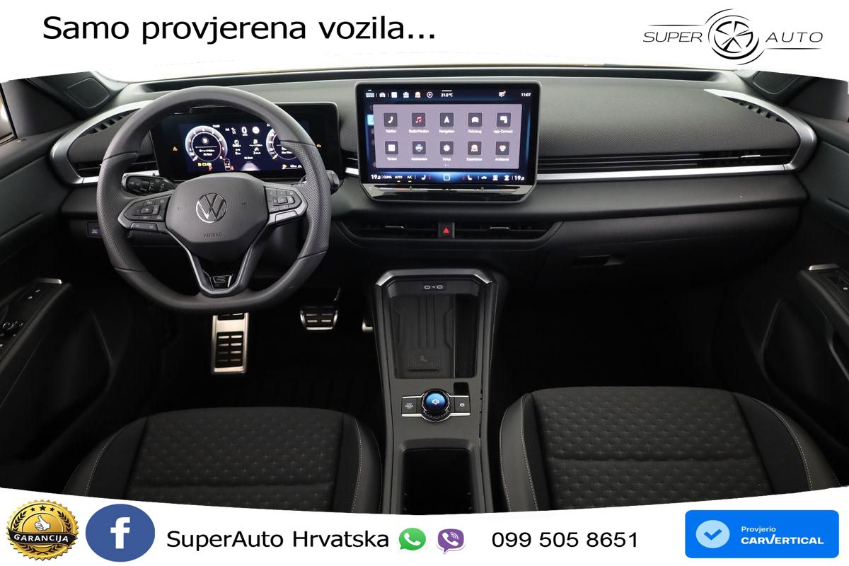 Volkswagen T-Roc 1.5 eTSI (150 KS)  DSG R-Line LED+GR SJED+ACC