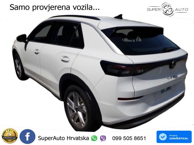 Volkswagen T-Roc 1.5 eTSI (116 KS)  DSG LED+GR SJED+ACC