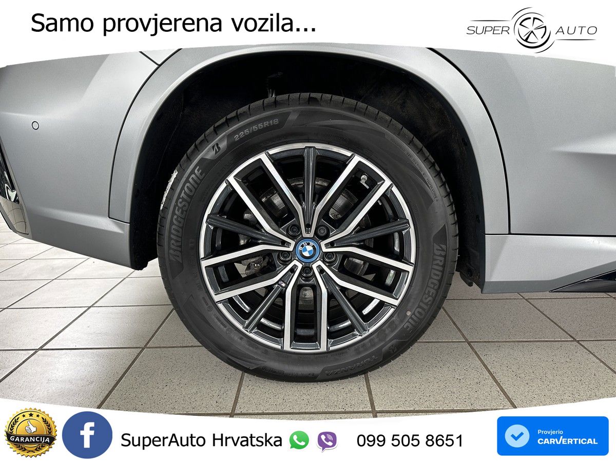BMW iX1 68 kWh (313 KS) xDrive30 M Sport ACC+HEAD+GR SJED+360+PANO