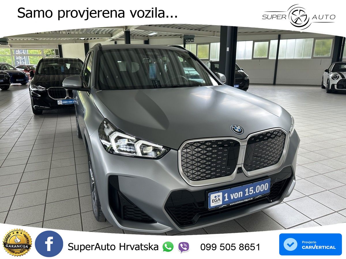 BMW iX1 68 kWh (313 KS) xDrive30 M Sport ACC+HEAD+GR SJED+360+PANO