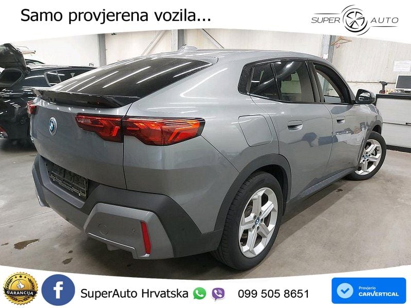 BMW iX2 66.5 kWh (313 KS) xDrive30