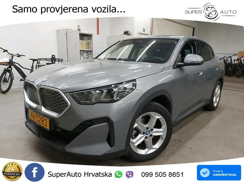 BMW iX2 66.5 kWh (313 KS) xDrive30