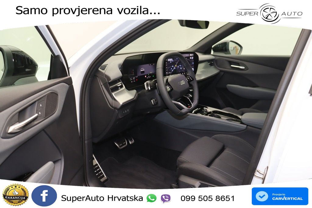 Audi Q3 Sportback 1.5 TFSIe (272 KS) S tronic LED+GR SJED+ACC