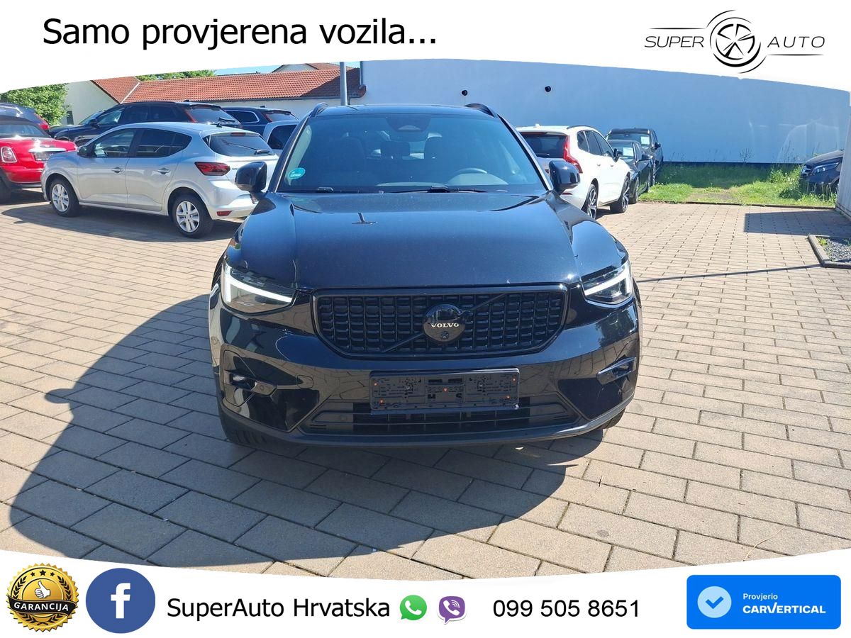 Volvo XC40 2.0 B3 163 KS Automatic ACC+GR SJED+360+PANO