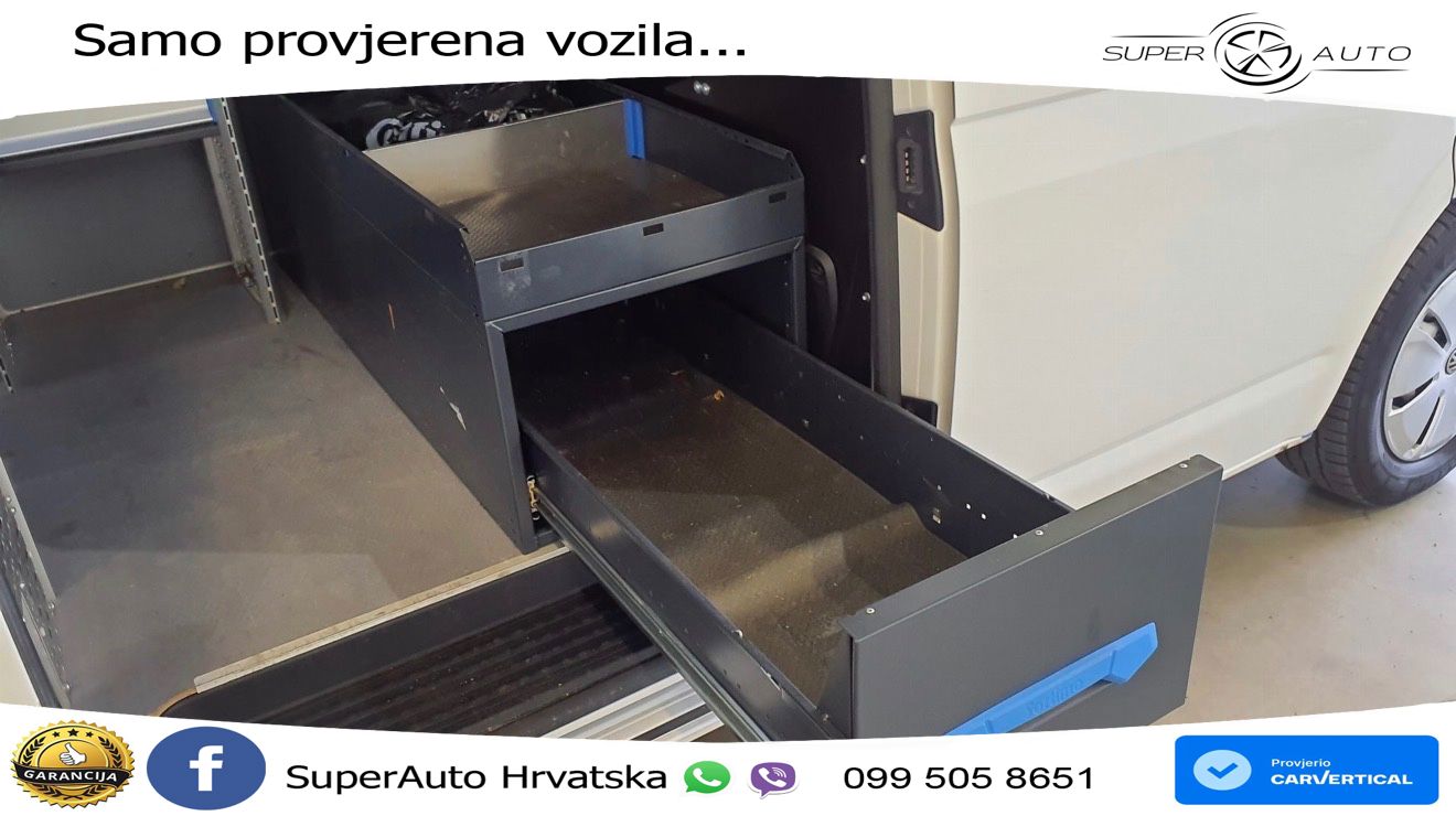 Volkswagen T6.1 Transporter DSG NAVI KAMERA SORTIMO ACC STH 150 KS