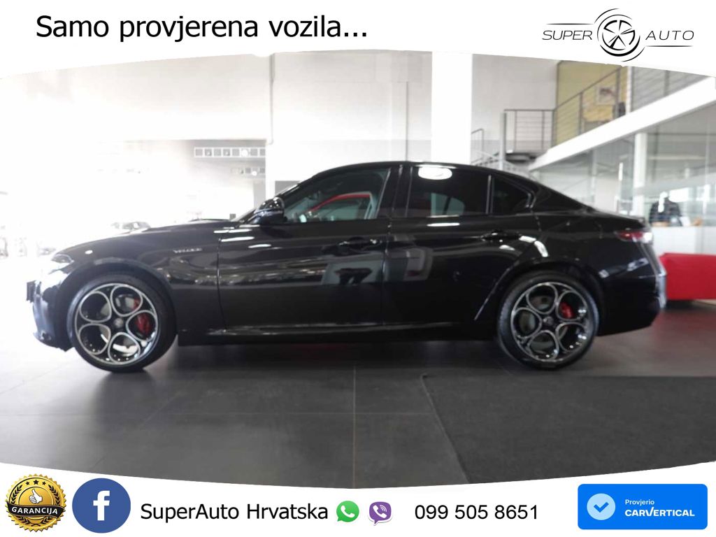 Alfa Romeo Giulia 2.0 Turbo (280 KS) Q4 Automatic LED+GR SJED+ACC