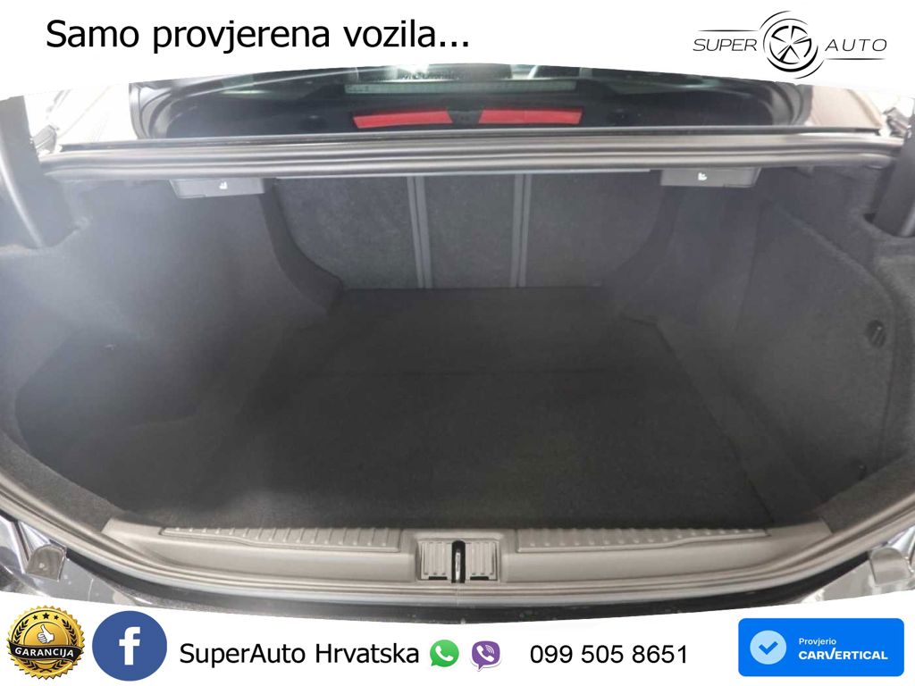 Alfa Romeo Giulia 2.0 Turbo (280 KS) Q4 Automatic LED+GR SJED+ACC