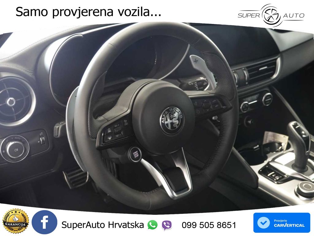 Alfa Romeo Giulia 2.0 Turbo (280 KS) Q4 Automatic LED+GR SJED+ACC