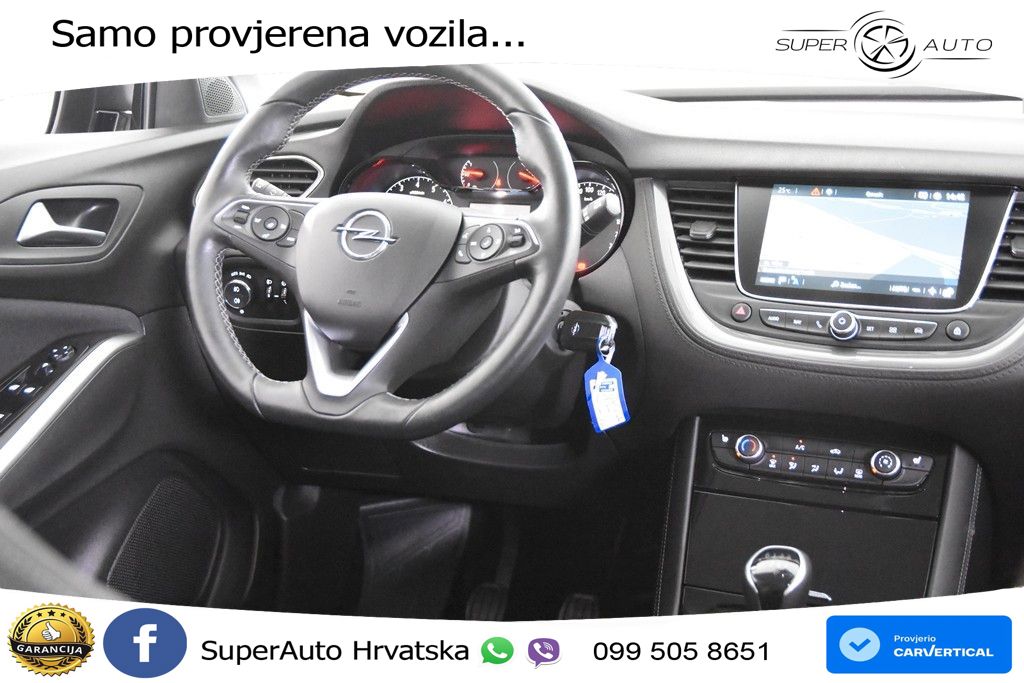 Opel Grandland X 1.2 Turbo (130 KS)