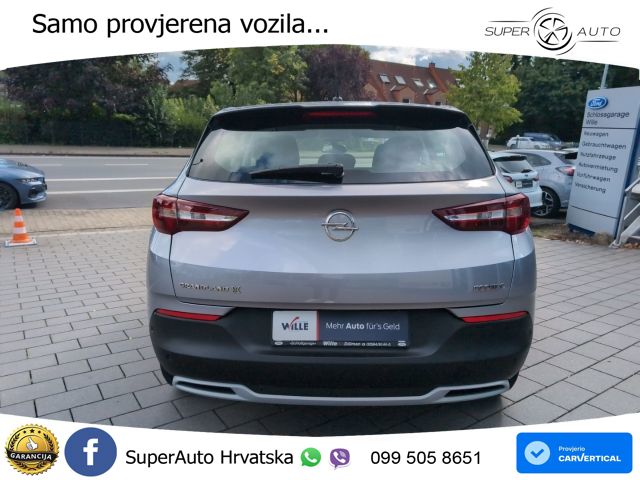 Opel Grandland X 1.2 Turbo (130 KS)