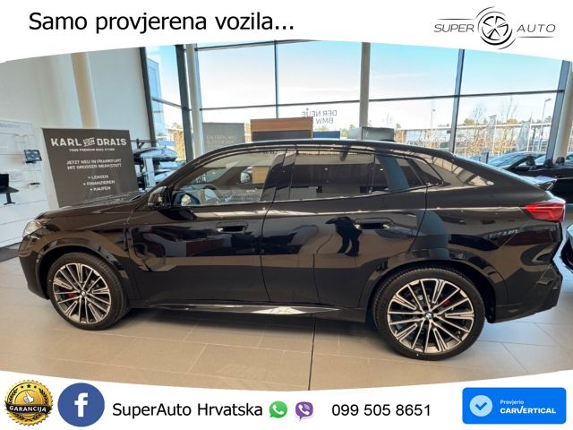 BMW iX2 66.5 kWh (313 KS) xDrive30 LED+GR SJED+ACC