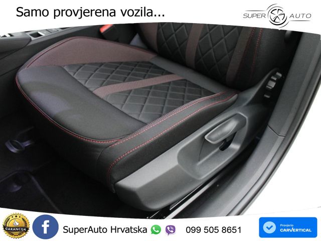 Škoda Octavia Combi RS 2.0 TSI (265 KS) DSG LED+GR SJED+ACC