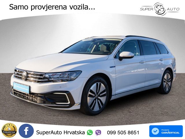 Volkswagen Passat Variant GTE 1.4 TSI (218 KS) DSG LED+GR SJED+ACC