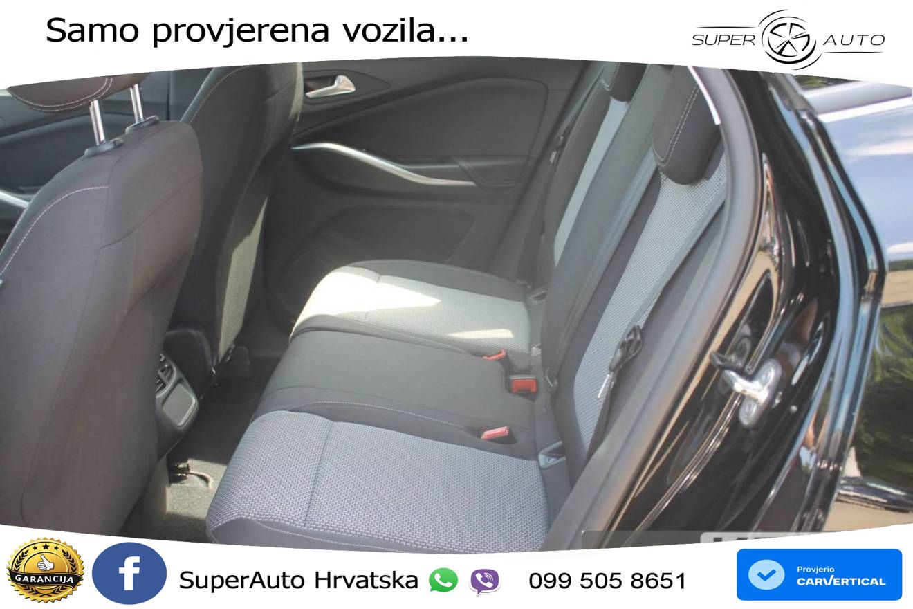 Opel Grandland 1.2i Turbo (130 KS) Edition