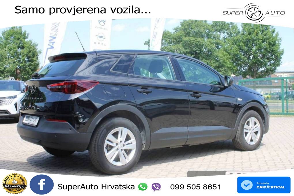 Opel Grandland 1.2i Turbo (130 KS) Edition