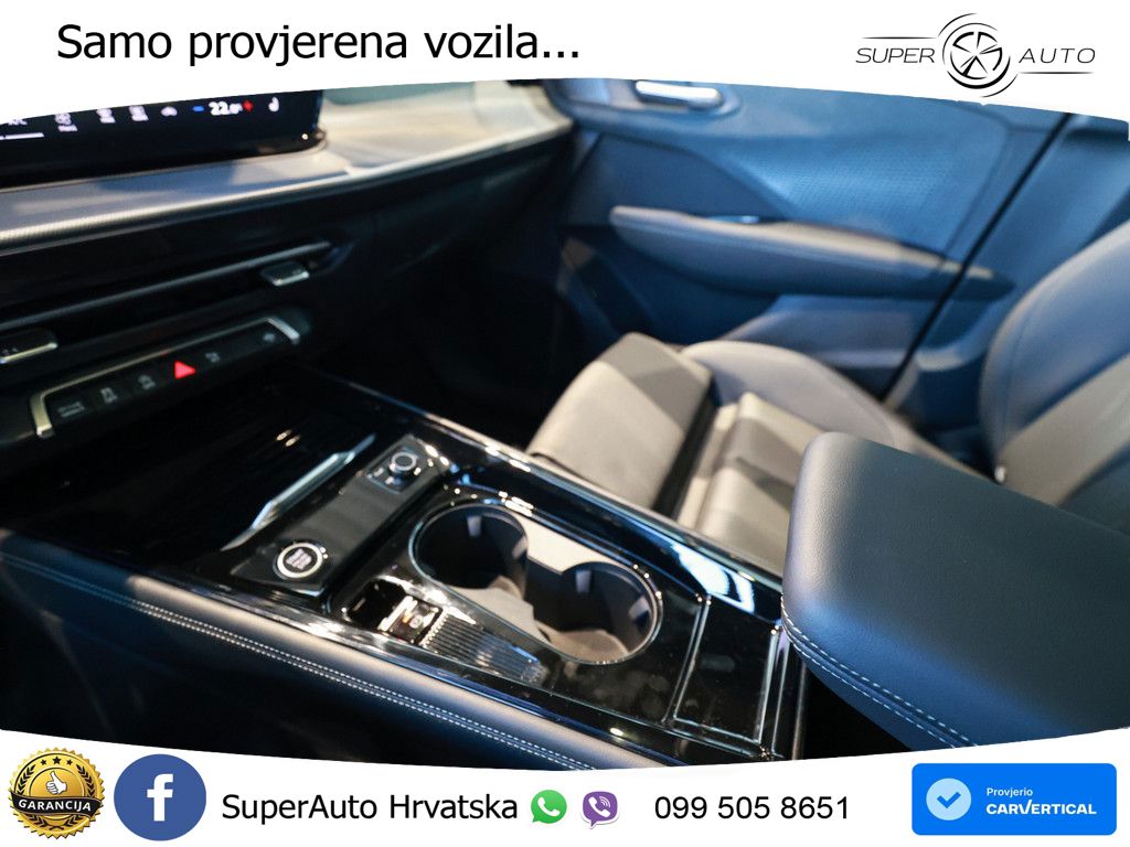 Audi Q3 1.5 TFSI (150 KS) S tronic LED+GR SJED+ACC