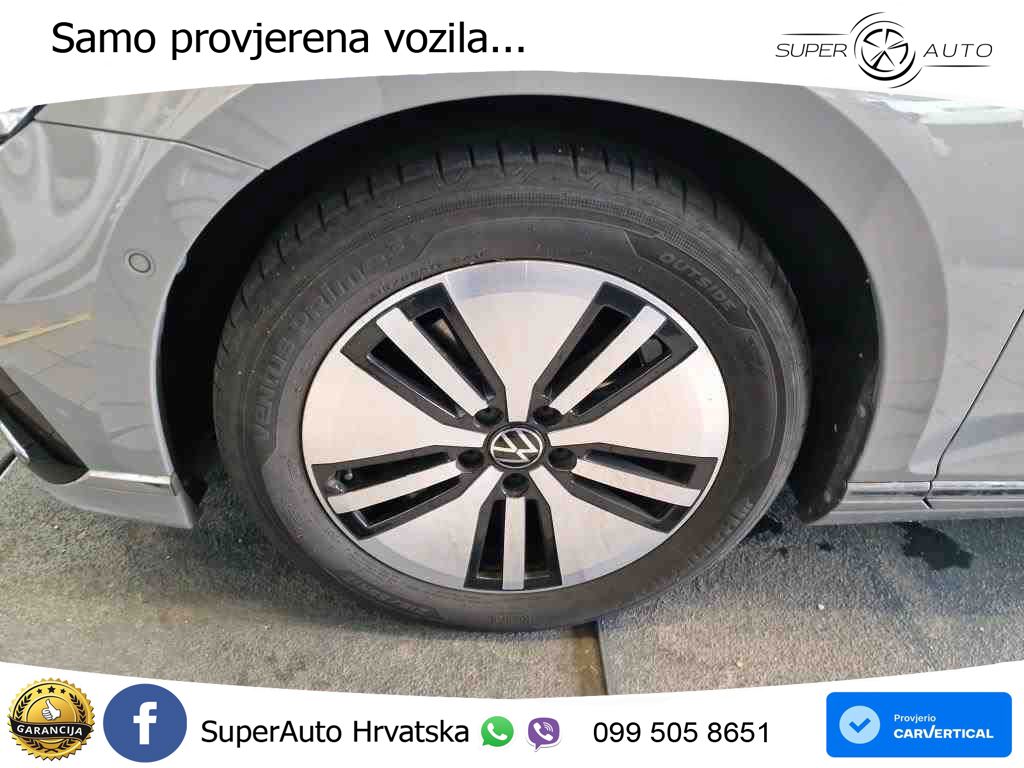 Volkswagen Passat Variant GTE 1.4 TSI (218 KS) DSG LED+GR SJED+ACC