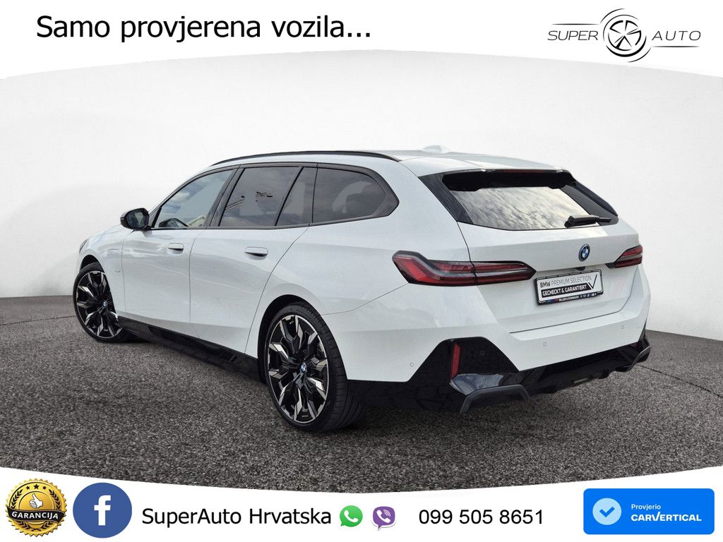BMW 530e Touring (299 KS) xDrive Steptronic M Sport ACC+HEAD+4xGR SJED+360+PANO