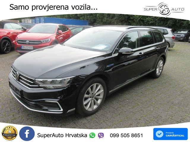 Volkswagen Passat Variant GTE 1.4 TSI (218 KS) DSG LED+GR SJED+ACC