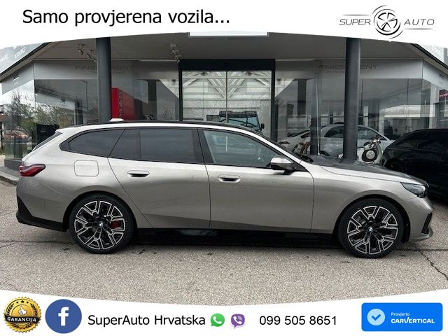 BMW 530e Touring (299 KS) xDrive Steptronic LED+GR SJED+ACC