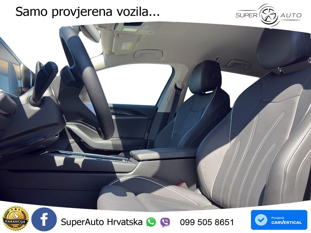 Volkswagen Passat Variant 1.5 TSI (272 KS) eHybrid DSG Elegance LED+GR SJED+ACC