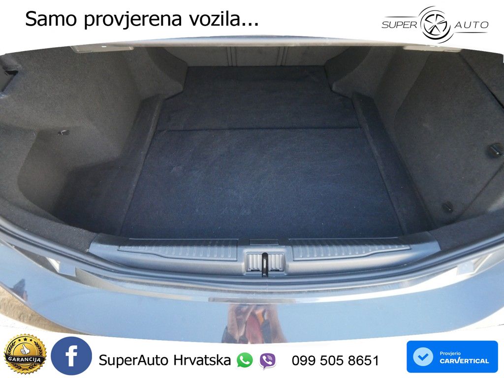 Alfa Romeo Giulia 2.0 Turbo (280 KS) Q4 Automatic LED+GR SJED+ACC