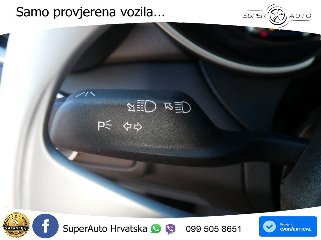 Alfa Romeo Giulia 2.0 Turbo (280 KS) Q4 Automatic LED+GR SJED+ACC