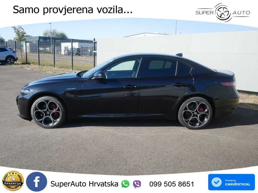 Alfa Romeo Giulia 2.0 Turbo (280 KS) Q4 Automatic LED+GR SJED+ACC