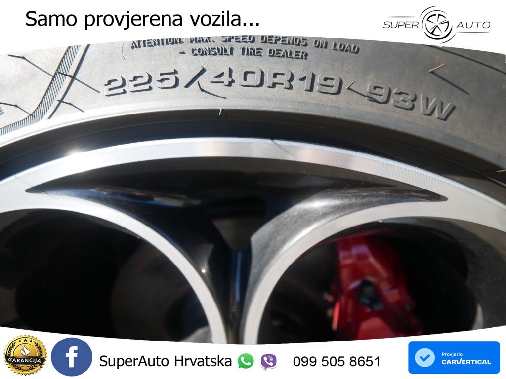 Alfa Romeo Giulia 2.0 Turbo (280 KS) Q4 Automatic LED+GR SJED+ACC