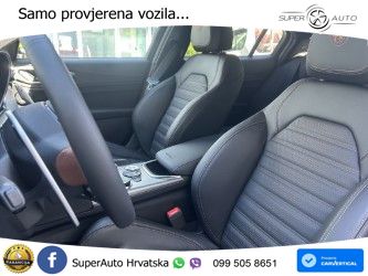 Alfa Romeo Giulia 2.0 Turbo (280 KS) Q4 Automatic