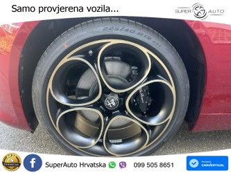 Alfa Romeo Giulia 2.0 Turbo (280 KS) Q4 Automatic
