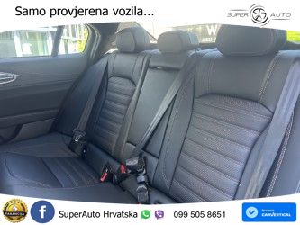 Alfa Romeo Giulia 2.0 Turbo (280 KS) Q4 Automatic