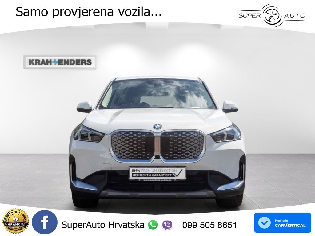 BMW iX1 68 kWh (313 KS) xDrive30 LED+GR SJED+ACC