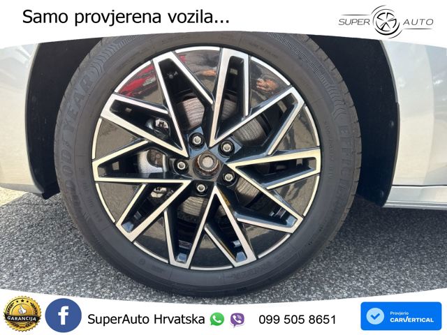 Škoda Octavia Combi 1.5 TSI (150 KS) DSG Selection MATRIX+GR SJED+KAM