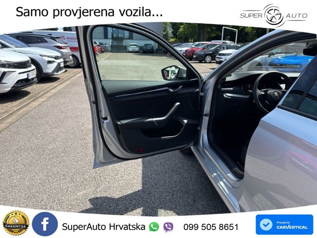 Škoda Octavia Combi 1.5 TSI (150 KS) DSG Selection MATRIX+GR SJED+KAM