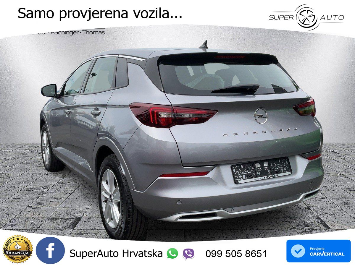 Opel Grandland 1.2i Turbo (130 KS)