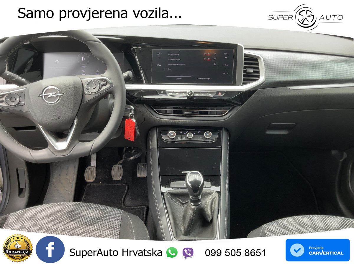 Opel Grandland 1.2i Turbo (130 KS)