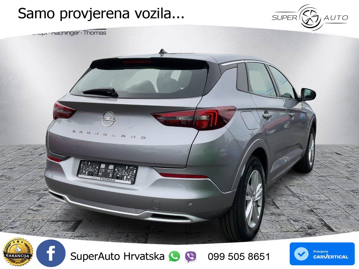 Opel Grandland 1.2i Turbo (130 KS)