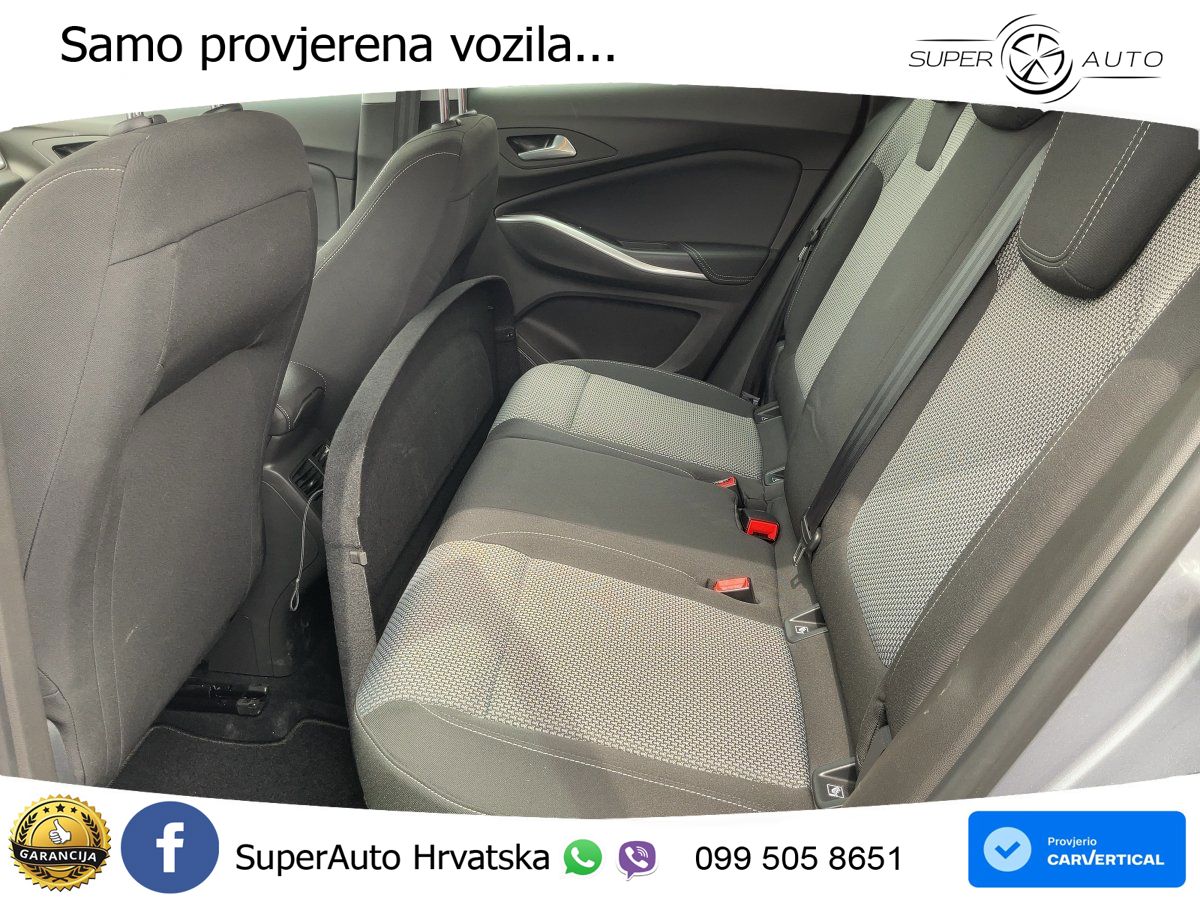 Opel Grandland 1.2i Turbo (130 KS)