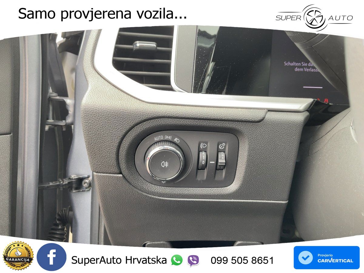 Opel Grandland 1.2i Turbo (130 KS)