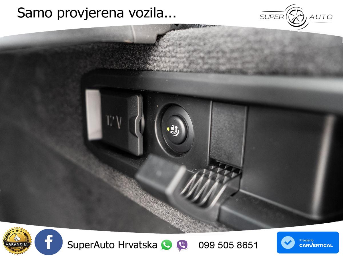 BMW 520i Touring (208 KS) Steptronic ACC+HEAD+4xGR SJED+360+PANO
